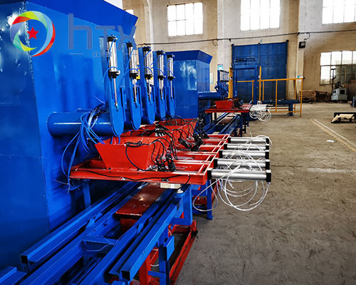 Linea di produzione di pannelli per pareti interne ed esterne con macchina per dosiere per fusione umida multifunzione