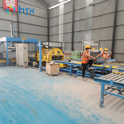 Macchine per la fabbricazione di pannelli per recinzioni di cemento completamente automatiche