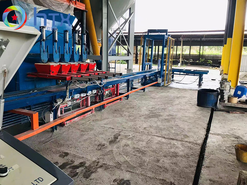 Linea di produzione prefabbricata del pannello di parete 3D macchina di colata concreta dell'impiallacciatura di pietra artificiale