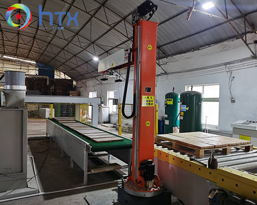 Sistema automatizzato di dosaggio del calcestruzzo per la linea di produzione di pannelli per pareti di pietra artificiale